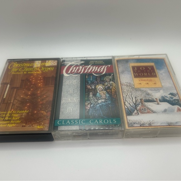 Christmas cassettes, vintage, holiday music, festive, classic retro - Picture 2 of 8